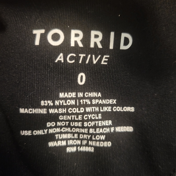 Torrid Black Zip-Front Sports Bra Size 0 - Picture 4 of 5